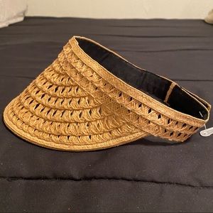 Urban Outfitters brown Sun Visor with Velcro closure.Made from 100% paper yarn.